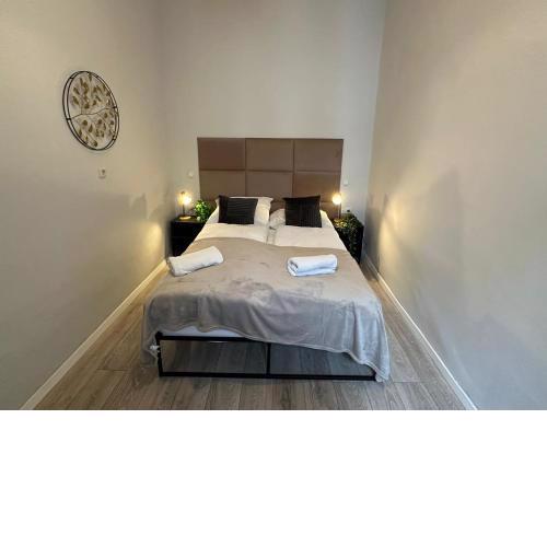 Budget-Friendly 2+1 Haven: Central Vienna Delight
