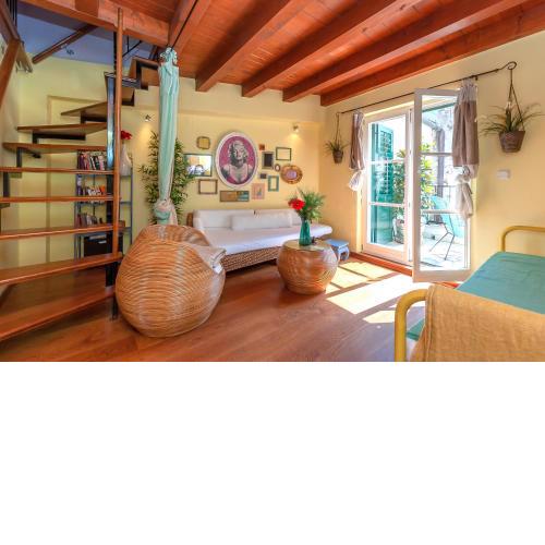 Buzza Apartments