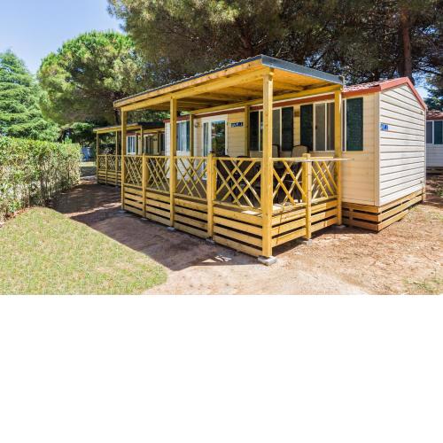 Camping Adria Mobile Homes in Brioni Sunny Camping