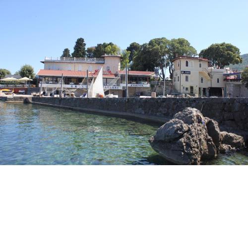 CAPTAIN'S HOUSE Lovran - 4 stars - no neighbors