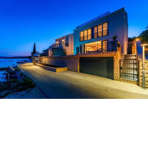 Captivating Dubrovnik Villa Villa Belle Riviere Private Infinity Pool and Next to the Sea Slano