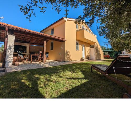 Casa Martinica - House with 2 Apartments