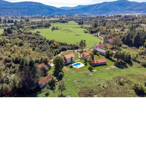 Casa Verde and Casa Blue