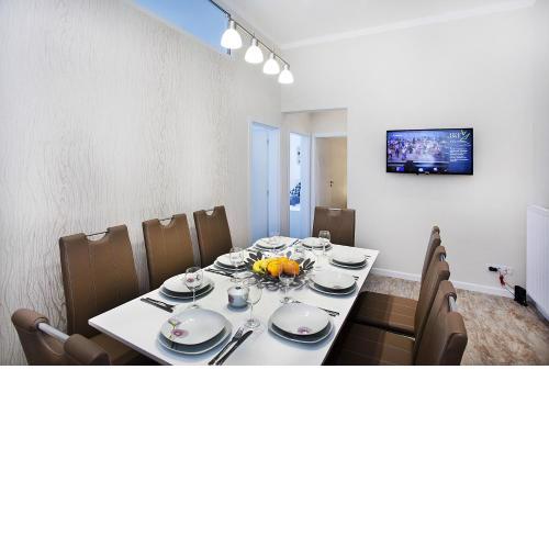 Celebration Flat by Ruterra