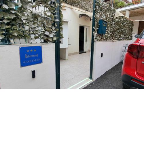 Center Apartment with Terrace and Free Parking