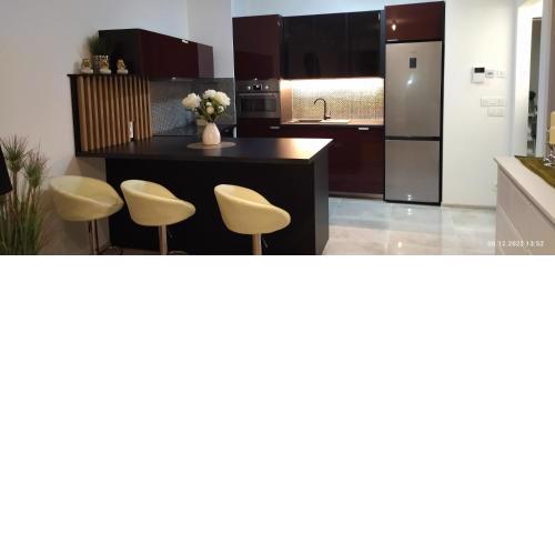 Center City Apartment III