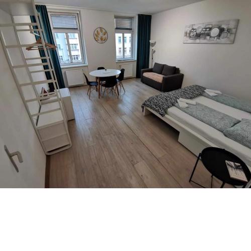 Central Apartment metro 1 min.