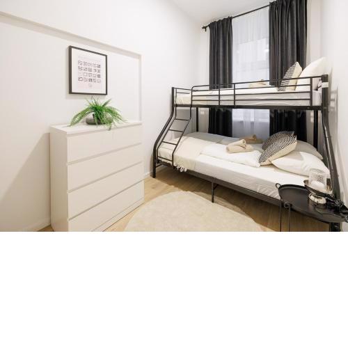 Central City Style Rooms by Home2