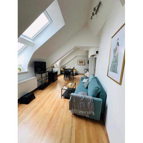 Central, Cozy & Stylish Apartment with Views