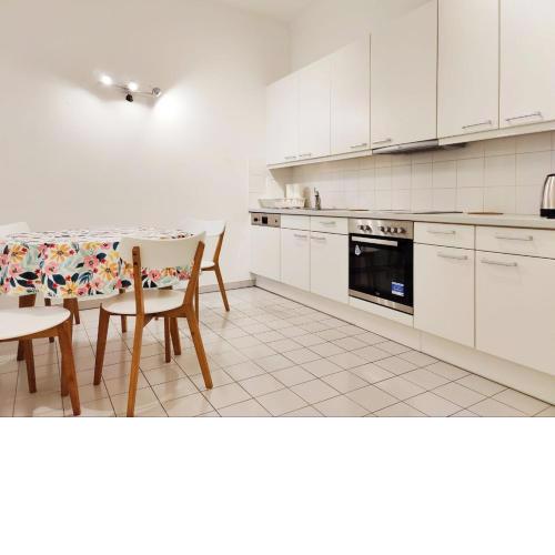 Central Mariahilfer Apartment 4 min to the city shopping center and Schönbrunn Palace
