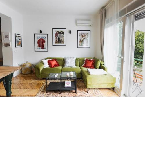 Central Parkview Apartment