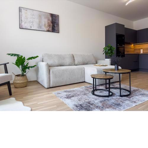 Central Riverside Apartment - Free Parking