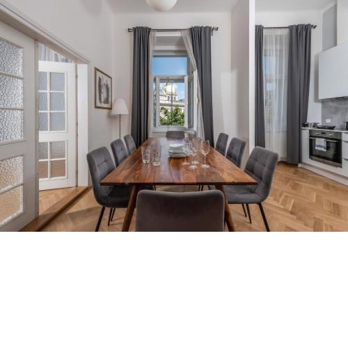 Centrally located 3BD home near National Museum
