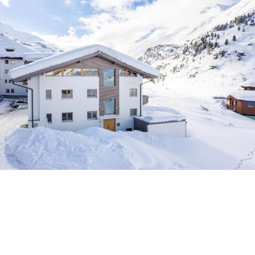 Chalet Cecilia by MYALPS