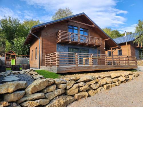 Chalet Fiona with jacuzzi