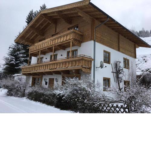Chalet in Hollersbach Salzburg near ski area