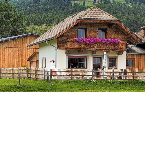 Chalet In Mariapfarr