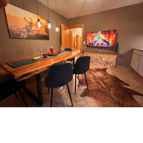 Chalet Platzhirsch Leo Panorama View Sauna Skipiste