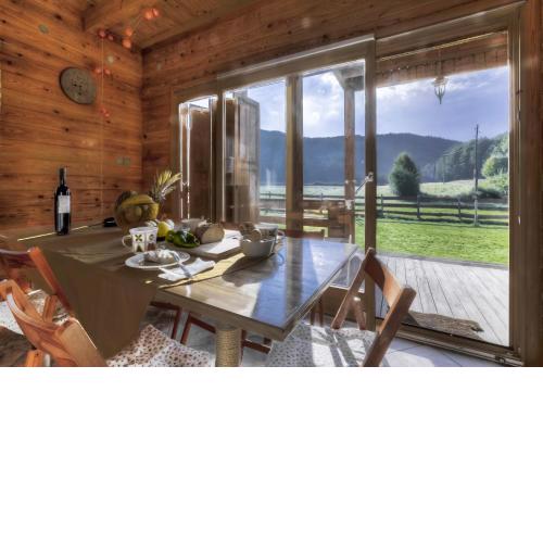 Chalet Sanjam Liku