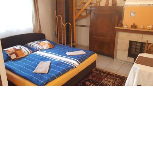 Chalupa, 3x apartmány, 11 lůžek.