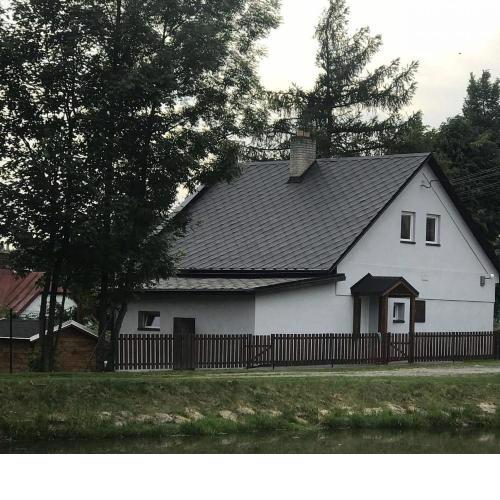 Chalupa ve Sněžném