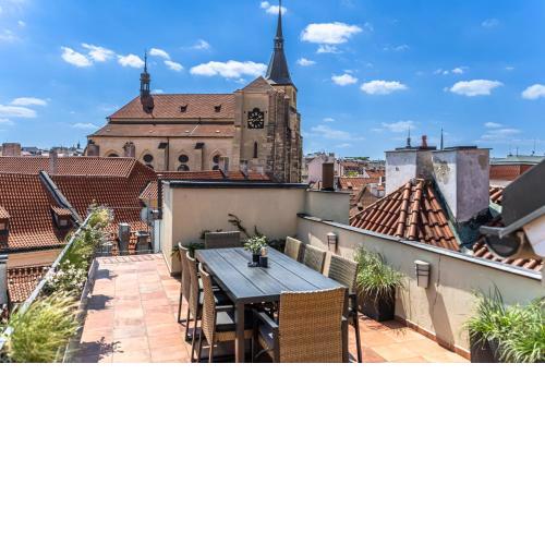 Charles Apartments in Old Town