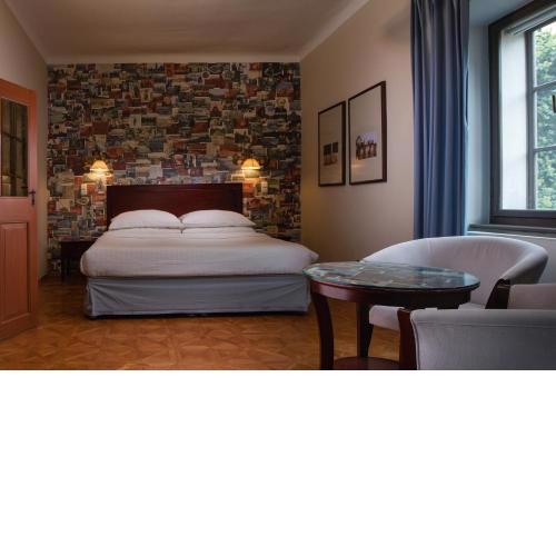 Charles Bridge Rooms & Suites by SIVEK HOTELS
