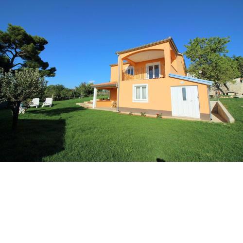 Charmantes Ferienhaus mit Meerblick, 2 Fahrraeder, Grill, privater Balkon, Waschmaschine
