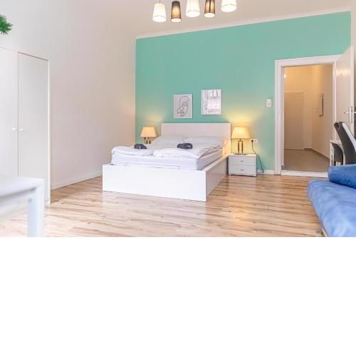 Charming 1BR Viennese Gem - Perfect Starting Point