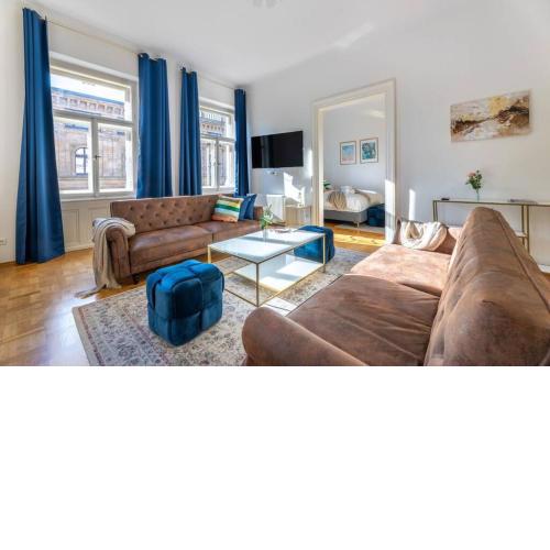 Charming 2bedroom OLD TOWN apartment