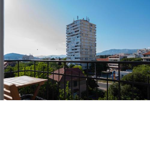 Charming apartment close to Bacvice beach and center