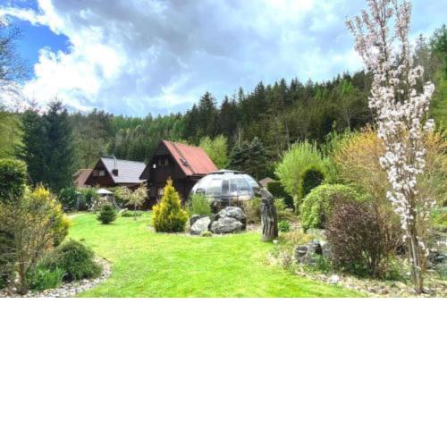 Charming cottage KLARA with Sauna, Nature&Privacy near Prague
