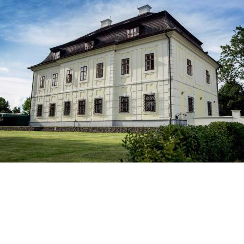 Chateau Diva