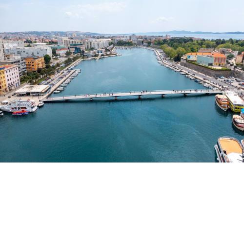 Chic apartment - near Zadar Bridge