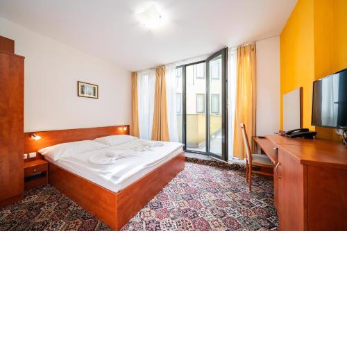 City Central De Luxe