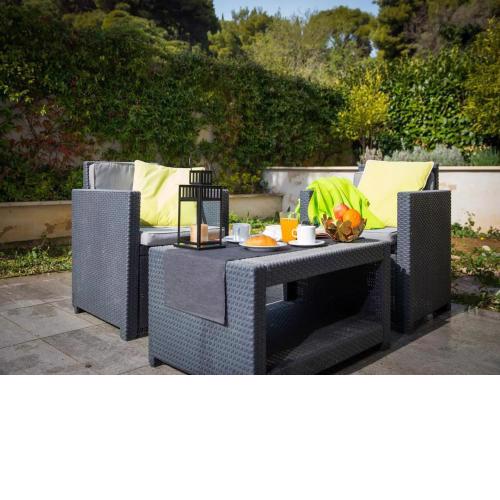 City Holiday Apartment - One Bedroom Apartment with Terrace