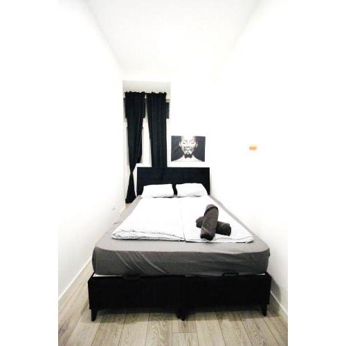 Comfortable Rooms in AKH Area