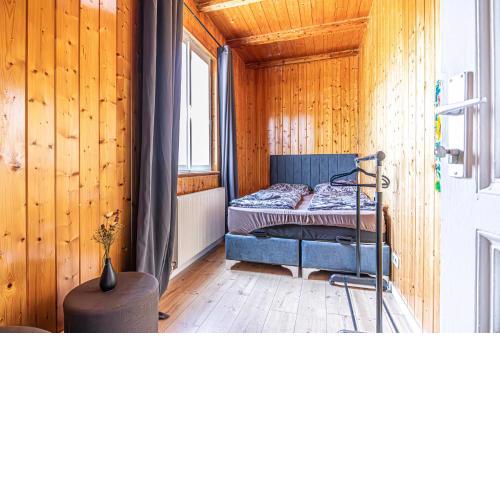 Comfy 3BR Apt with Garden, Up to 10 People