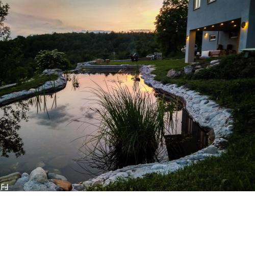Comfy Holiday Home in Bunjevci with Hot Tub