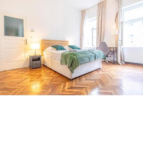 Convenient 3-BR Shared Apt, 15 Min to Landstraße Hub