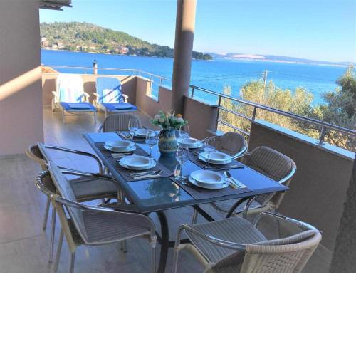 Cosy apartment on the Beach - Kali