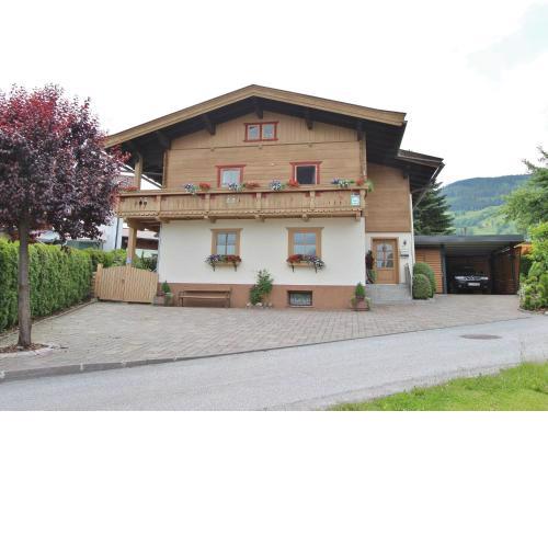 Cosy apartment with garden in Salzburger Land