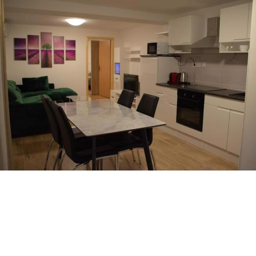 Cosy charming apartment near the Palace