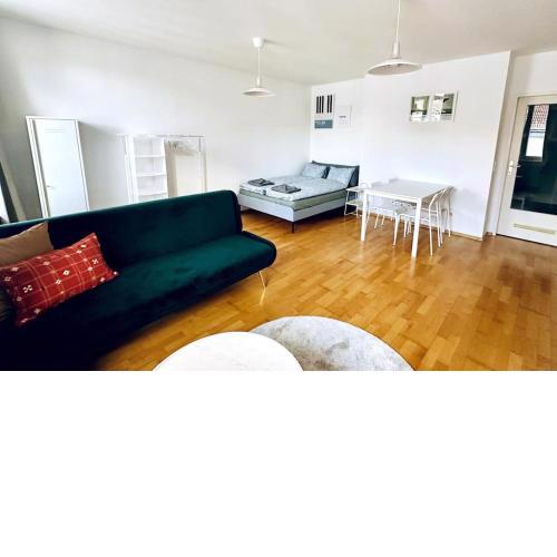 Cosy & New Urban Apartment in Green Hood