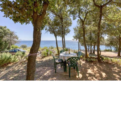 Cottage on the Kavran Beach