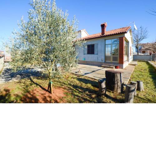 Countryside Apartment Nika