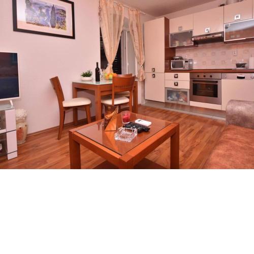Cozy, adorable apartment ELIZABETA