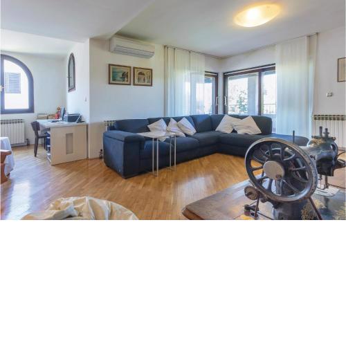 Cozy Apartment In Pula With Wifi