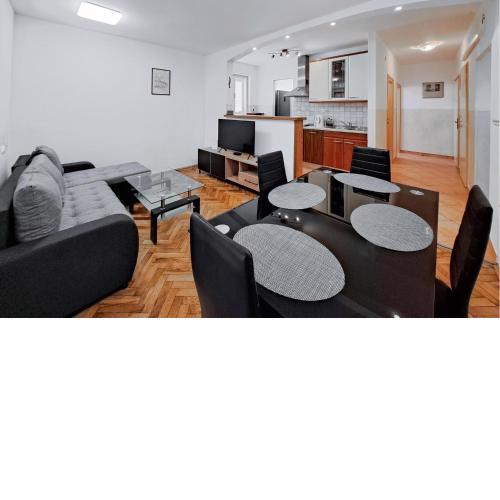 Cozy Apartment In Pula With Wifi
