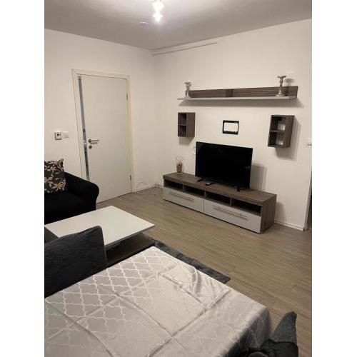 Cozy Apartment in Stenjevec FREE PARKING & WiFi